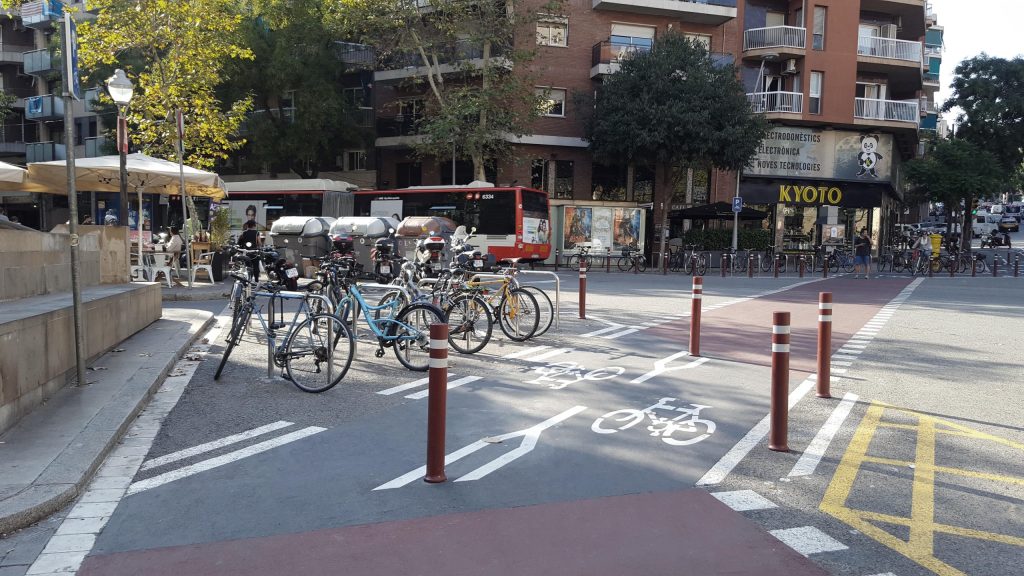 flexible bollards bicycle lane Barcelona