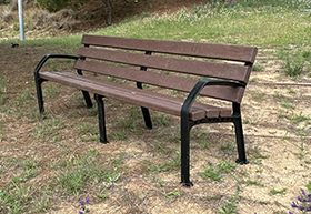 panchine urbane di plastica