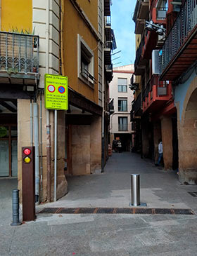 oslo automatic bollard in stainless steel installed